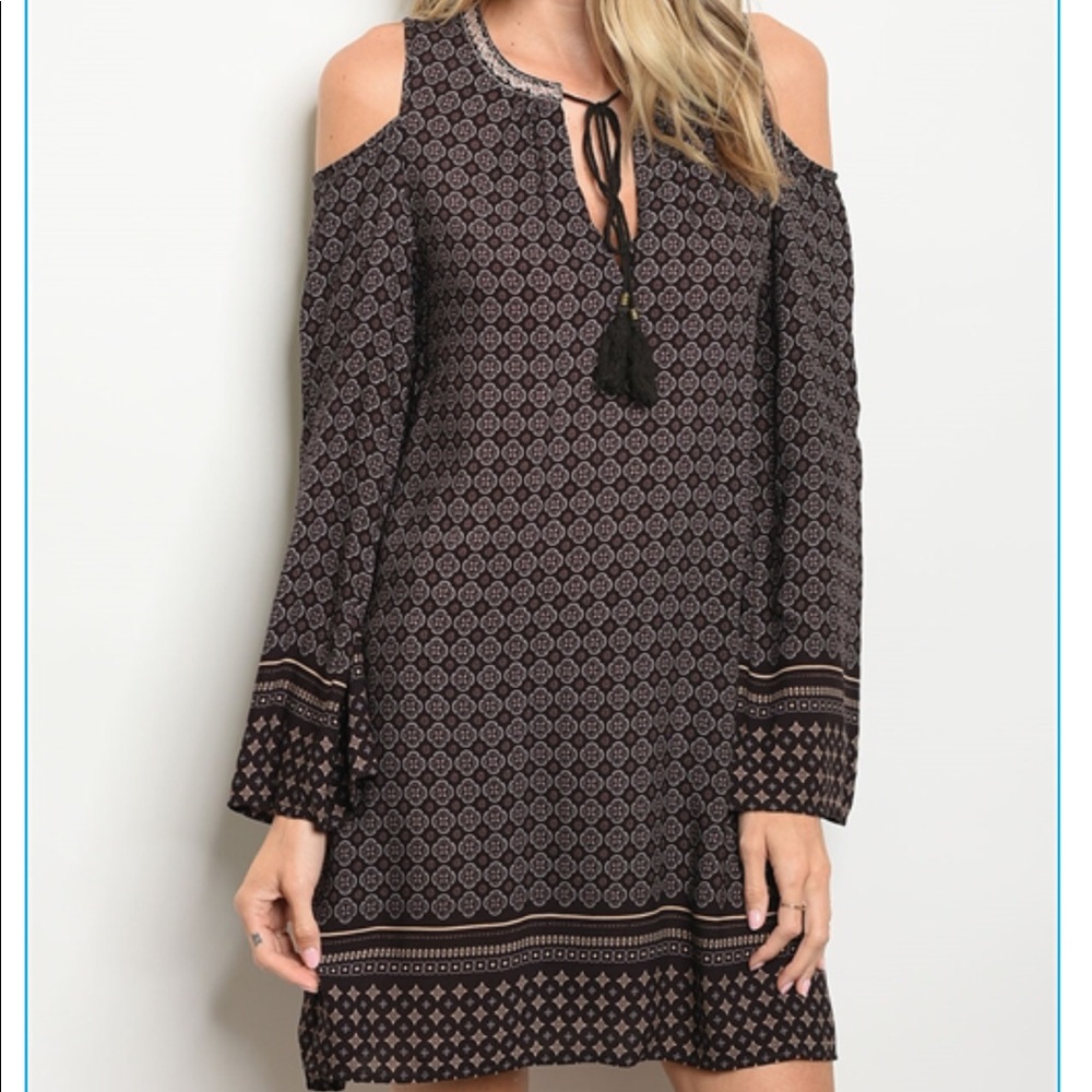 Boho Tassel Floral Cold Shoulder Dress - Picture 2 of 3